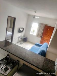 Ap 2 dormitórios Rio Tavares 32