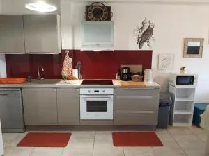 Le Lodge - maison mitoyenne 2 chambres - petit jardin et terrasse - Baduel