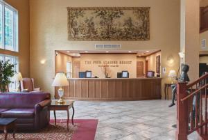Four Seasons Island Resort