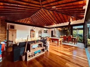 Itacoatiara Jardim Secreto Piscina hidro e sauna - 伊泰普阿苏