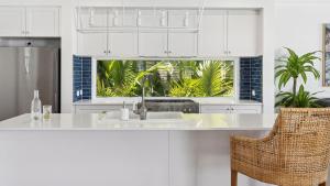 Hamptons House - Stylish Waterfront