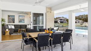 Hamptons House - Stylish Waterfront