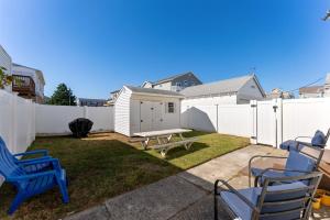 108 W 20Th Ave, Unit 2