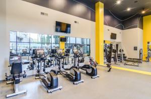 central located Modern west Midtown suite