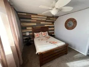 Comfortable 2 Bedroom Home in Historic Hibbing - Virginia