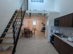 Maisons de vacances Gite 1 Les Ratys : charme, calme et confort pres d-Orleans - FR-1-590-523 : photos des chambres