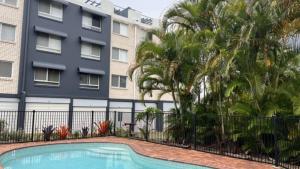 Chequers Caloundra Unit 2