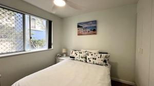 Chequers Caloundra Unit 2