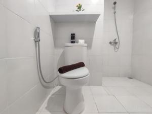 Cozy Studio at Paltrow City Apartment By Travelio