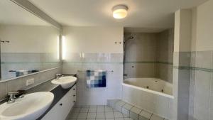 Shelley Point Apartments Unit 8