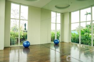 Nice and Comfort 1BR at Citralake Suites Apartment By Travelio