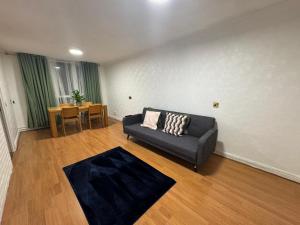 TKS Modern 1BED Flat, London