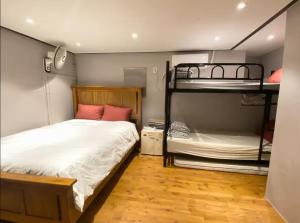 Phòng Gia Đình (Family Room)