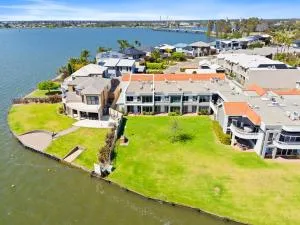 Yarrawonga Lakeside Apartment 50 - Mulwala