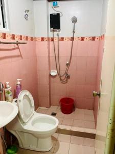 Near Burnham Cozy Getaway