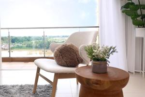 Riverine Diamond Condominium