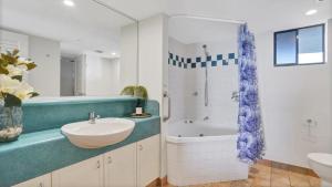 #812 Ramada Resort, Beachfront