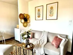 Le Muretain parking gartuit - Labastidette