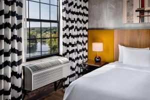 King Suite with River View  room in NYLO Providence Warwick Hotel Tapestry Collection by Hilton