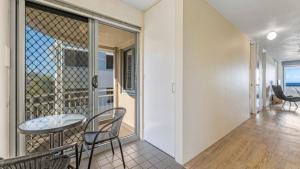 #6 Seaspray, Kings Beach - Absolute Waterfront