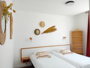 Hotels Hotel de la Plage : photos des chambres