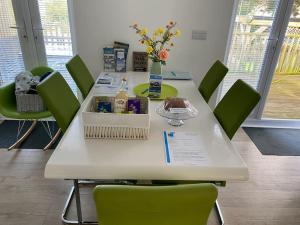 Hengistbury Reach with Jacuzzi hot tub