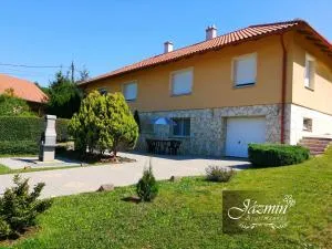 Jázmin Apartmanház - Dolenci