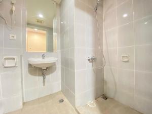 Luxury Spacious 3BR Apartment at Newton Residence Bandung By Travelio