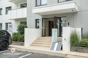 Cortina Concept Studio 128