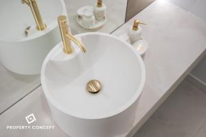 Cortina Concept Studio 128