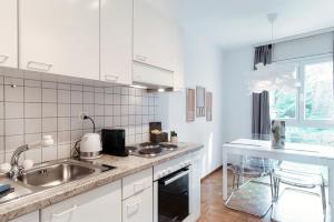 Pink Flat 2 by Quokka 360 - At the border of Switzerland