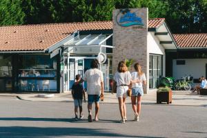 Campings Camping Lou Broustaricq : photos des chambres