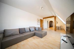 Haus mit 3 Schlafzimmern - 6 Betten - Free Parking