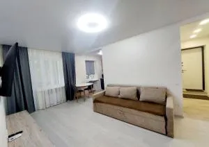 2 комнатная квартира, Запорожское щоссе 5, Дафи, Пр Гагарина - Sursko-Pokrovskoye