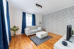 Luxuriöses Bauernhaus mit Garten und Parkplatz