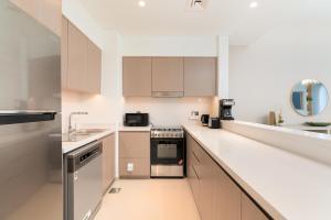 Act One Tower One - Premium Dubai Opera unit with Burj Khalifa View