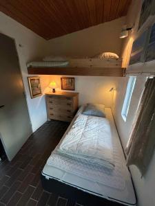 Architect Designed Holiday Home With Sea View