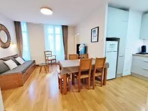 L'Eterlou, T3, centre Luchon, wifi, casier à skis, ascenseur, 6 personnes - Saint-Aventin