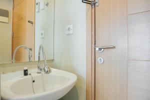 Best Deal and Cozy Signature Park Tebet Studio Apartment By Travelio