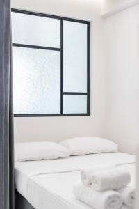 Blow- Free parking #Skgbnb