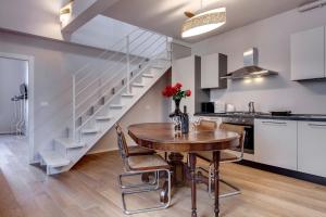 Francesco Apartment by Mamo Florence