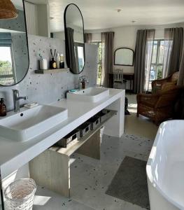 Coastal Charm Villa Kommetjie