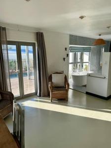 Coastal Charm Villa Kommetjie