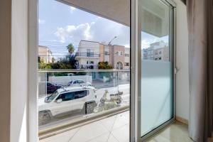 St Georges Bay Oasis Steps from the Beach
