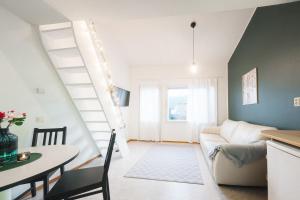 Ahkio Apartments 5
