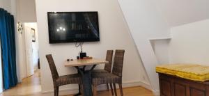 Appartements Magnifique deux pieces au calme : photos des chambres