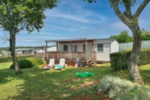 Albatross Mobile Homes on Camping Park Umag