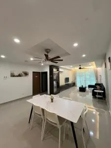 Lake-view House with Natural Vibes - 普崇 Lake-view House with Natural Vibes - 普崇