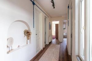 Soft and Historic 3BR Home w Iconic Haydarpasa View