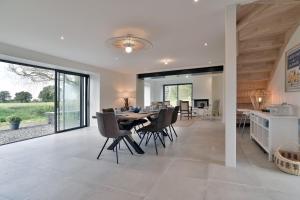 Maisons de vacances Kertromel - Grande maison pour 10 : photos des chambres
